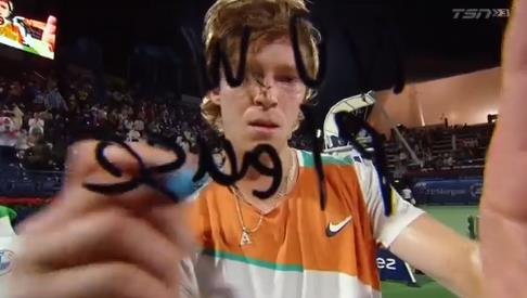 一个新的高 一个新的高