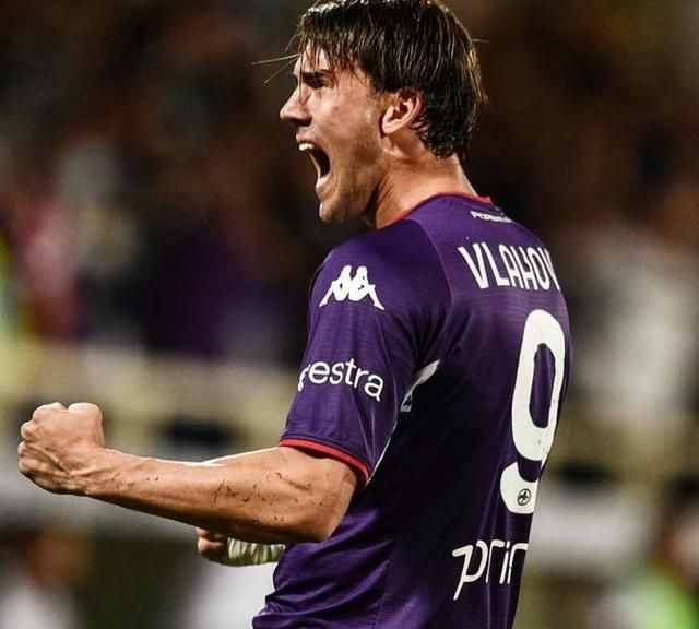 仅展现了他 仅展现了他